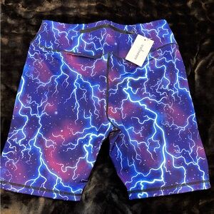 Vibrant Lightning Print Bike Shorts